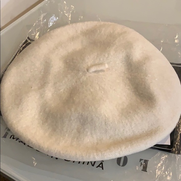 Forbusite cream hat with bow - Picture 11 of 12